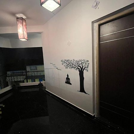 فندق Cathe'S Town House بونديتْشيري المظهر الخارجي الصورة